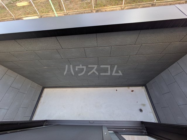 18/27 バルコニー