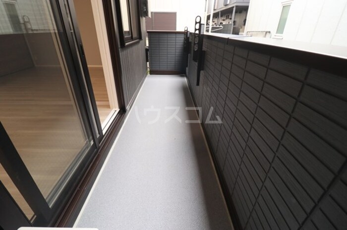 13/19 バルコニー