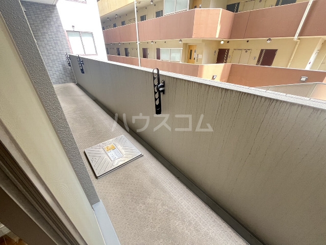 21/30 バルコニー