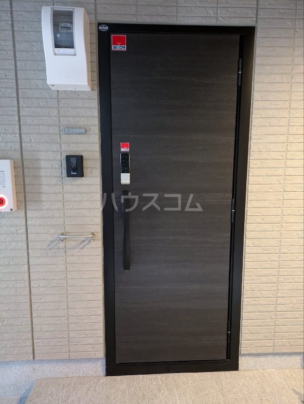 2/3 エントランス