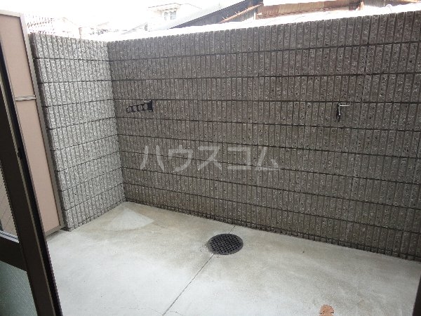 20/30 バルコニー