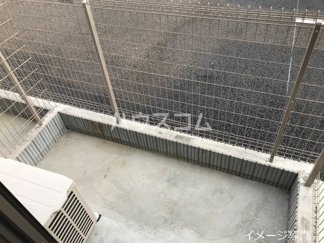 15/28 バルコニー