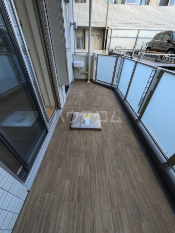 20/30 バルコニー