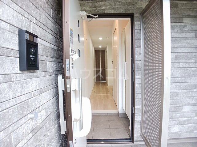 13/20 エントランス