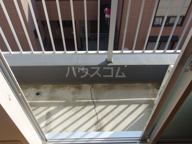 17/30 バルコニー