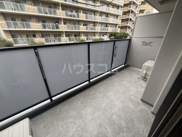 23/30 バルコニー