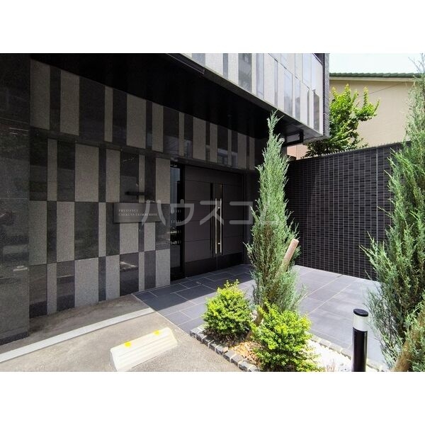 21/24 エントランス