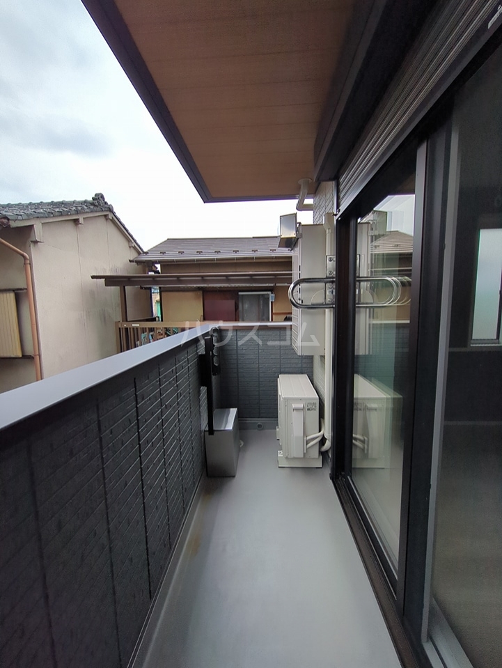 13/19 バルコニー