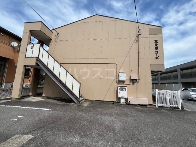 23/30 エントランス