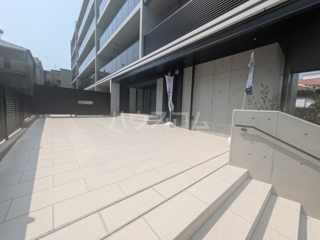 29/30 エントランス