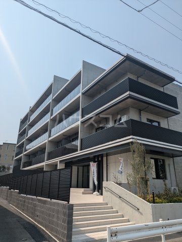 2/30 外観