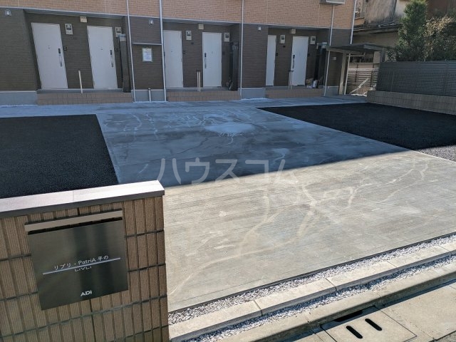 22/30 エントランス