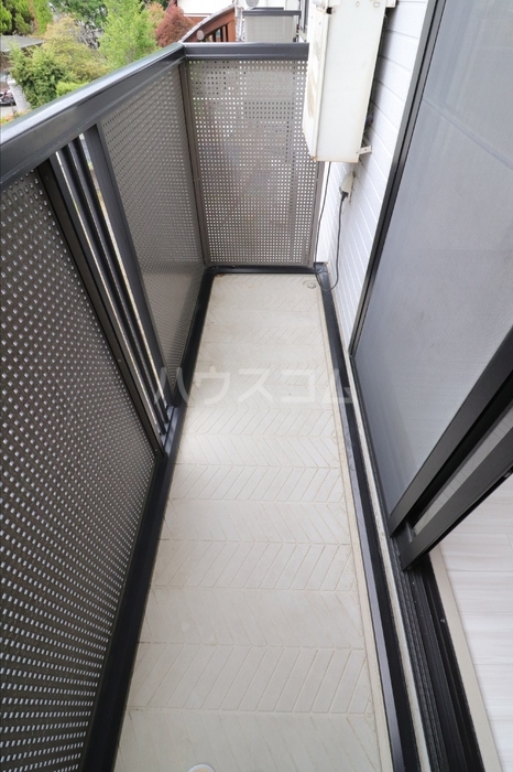 15/17 バルコニー