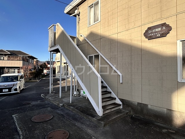 28/30 エントランス