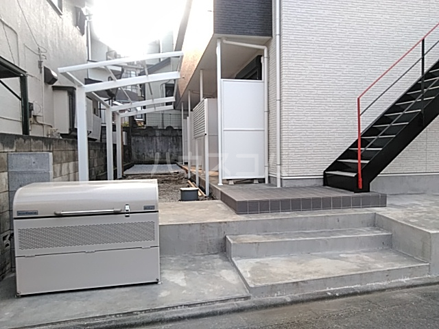 2/30 外観