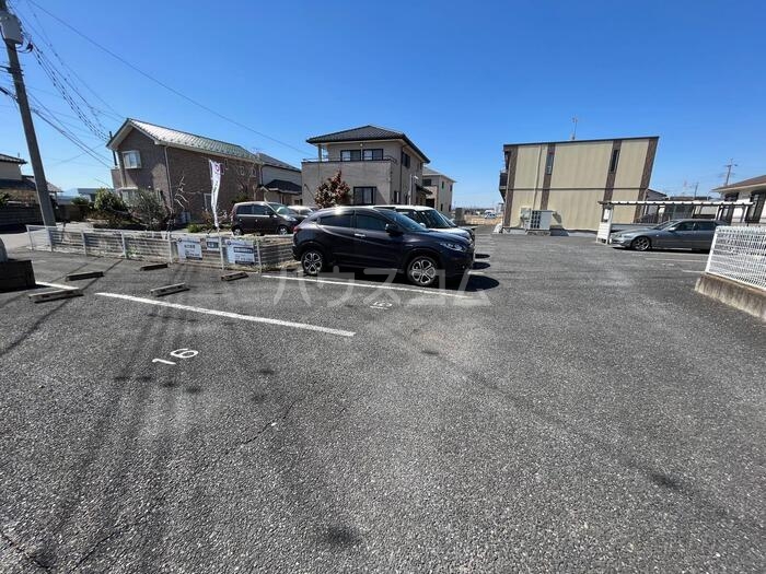 17/19 駐車場