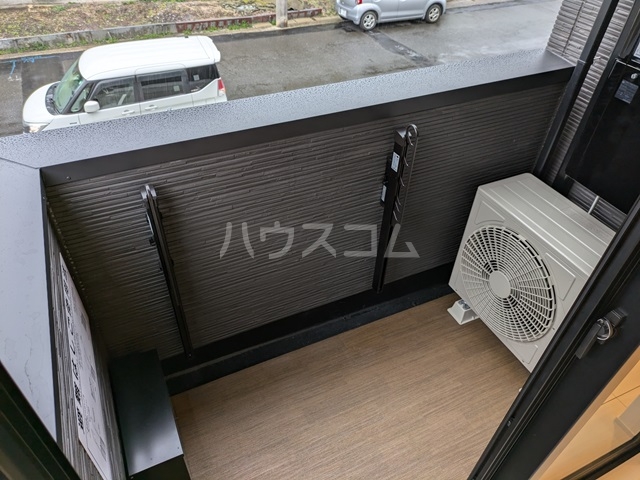 18/28 バルコニー