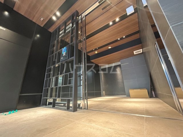 15/25 エントランス