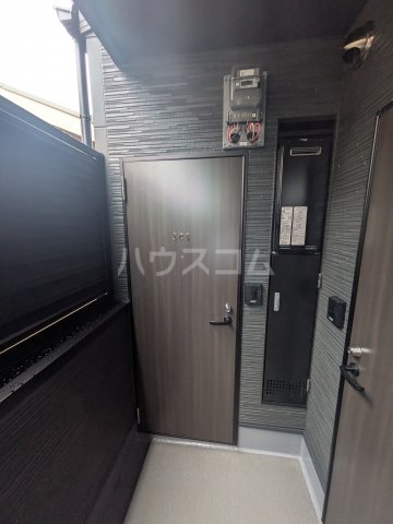 18/28 バルコニー