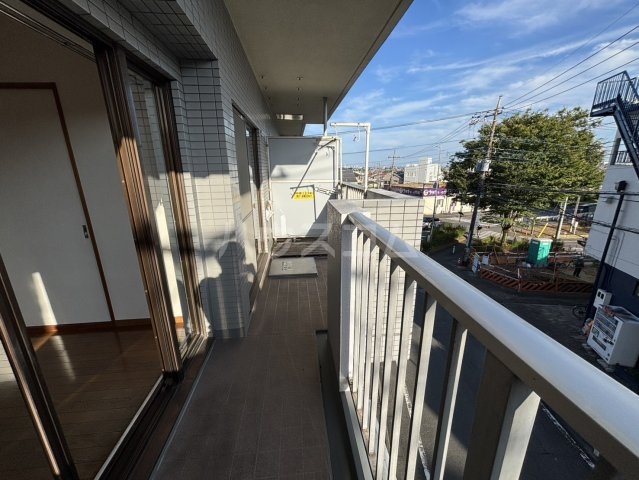 27/30 バルコニー