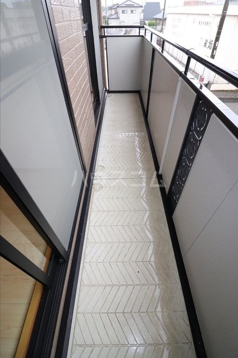 16/23 バルコニー