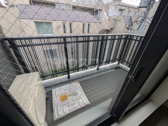 14/23 バルコニー