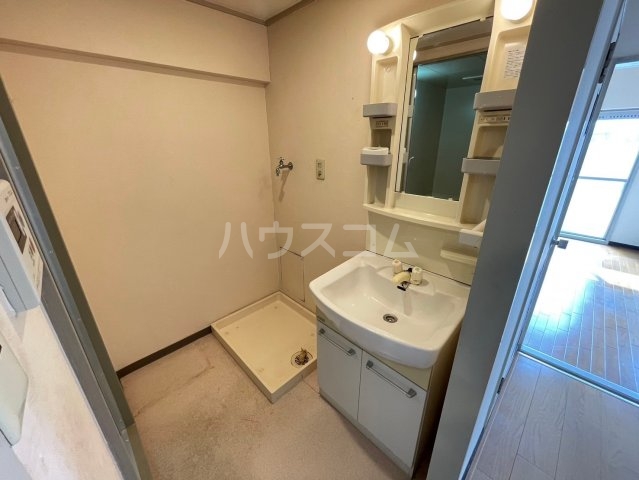 14/30 洗面