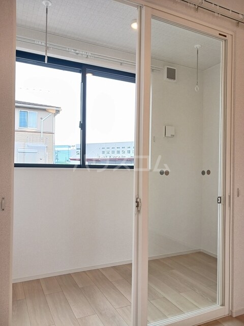 14/22 バルコニー