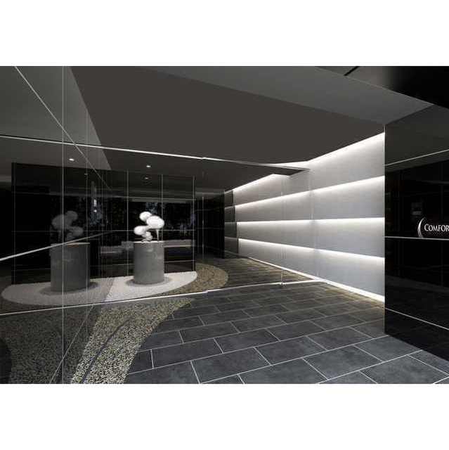 18/24 エントランス