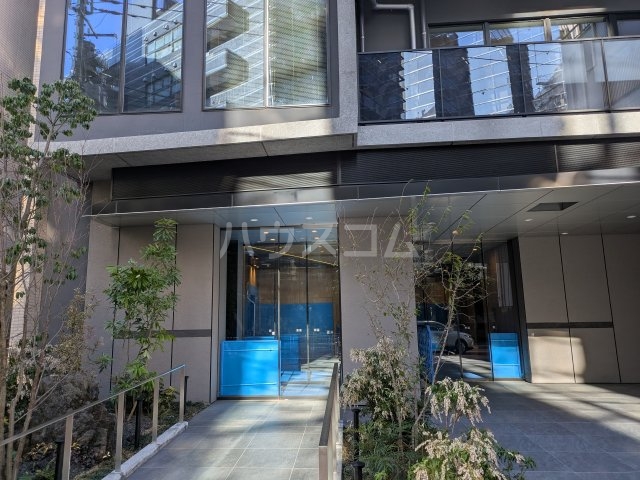 29/30 エントランス