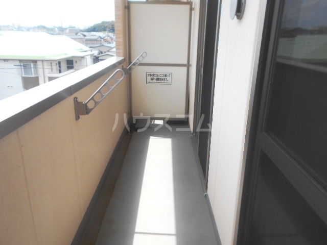 16/27 バルコニー