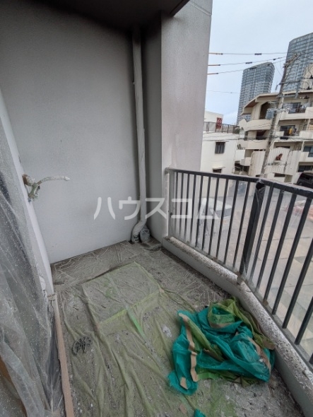 13/21 バルコニー