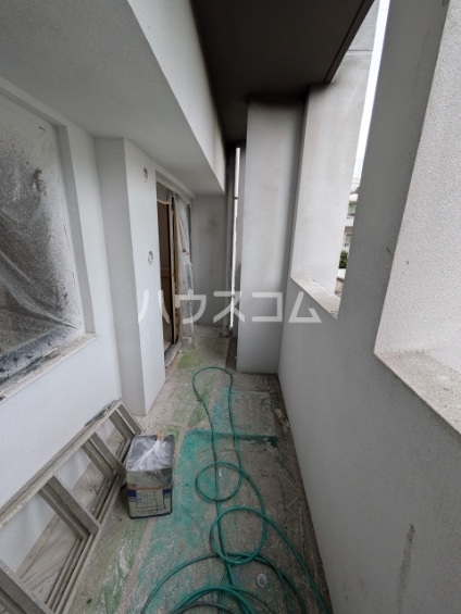 15/28 バルコニー