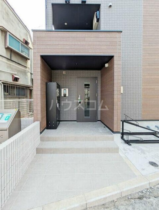 6/8 エントランス