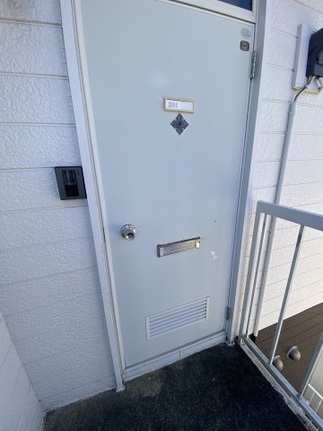 23/29 エントランス