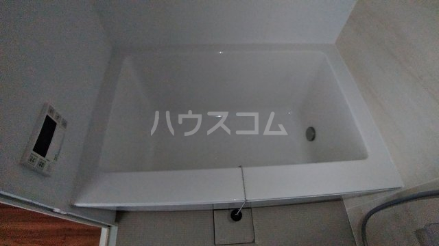 13/30 浴室