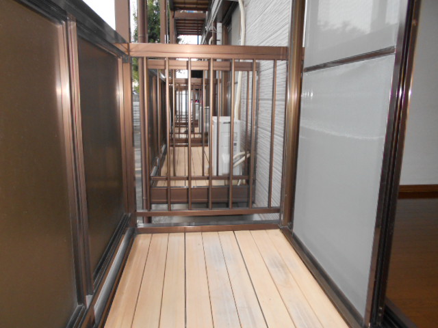 13/22 バルコニー