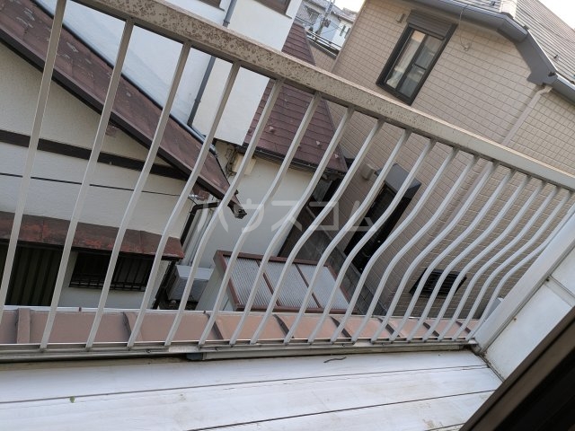 16/27 バルコニー