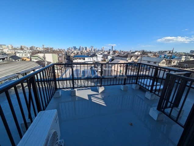 14/23 バルコニー