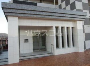 14/21 エントランス