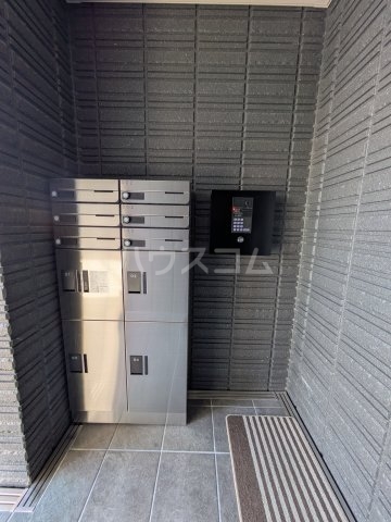 22/29 エントランス