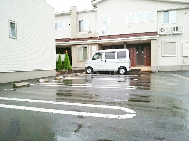 2/8 駐車場