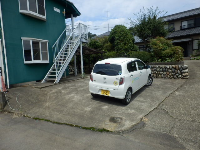 22/30 駐車場