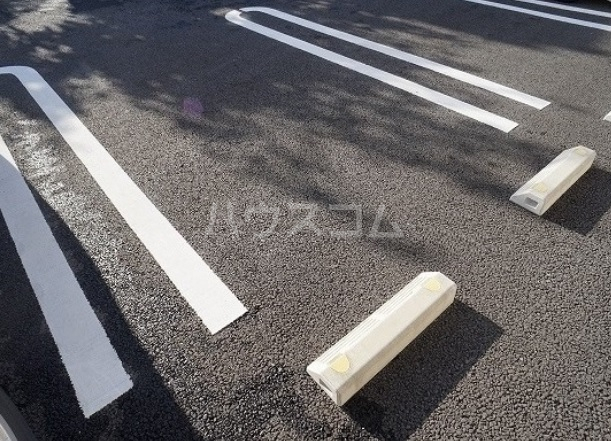 15/23 駐車場