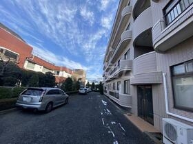16/26 駐車場