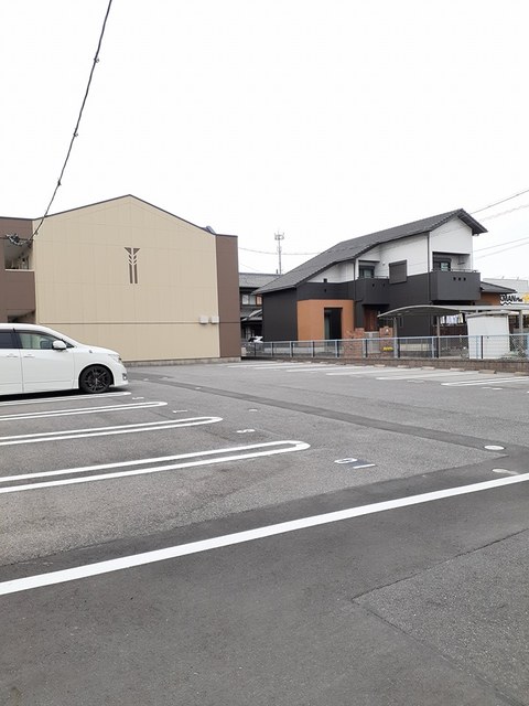 2/8 駐車場