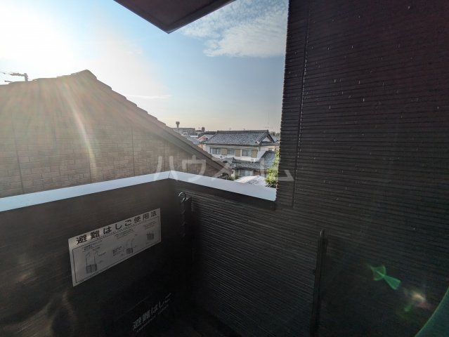 16/22 バルコニー