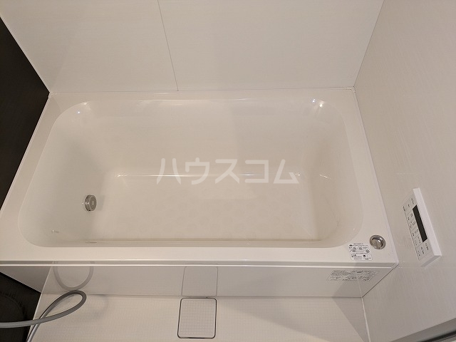 13/30 浴室