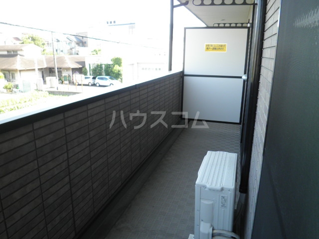 13/19 バルコニー