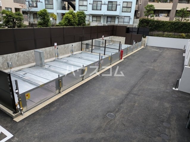16/26 駐車場